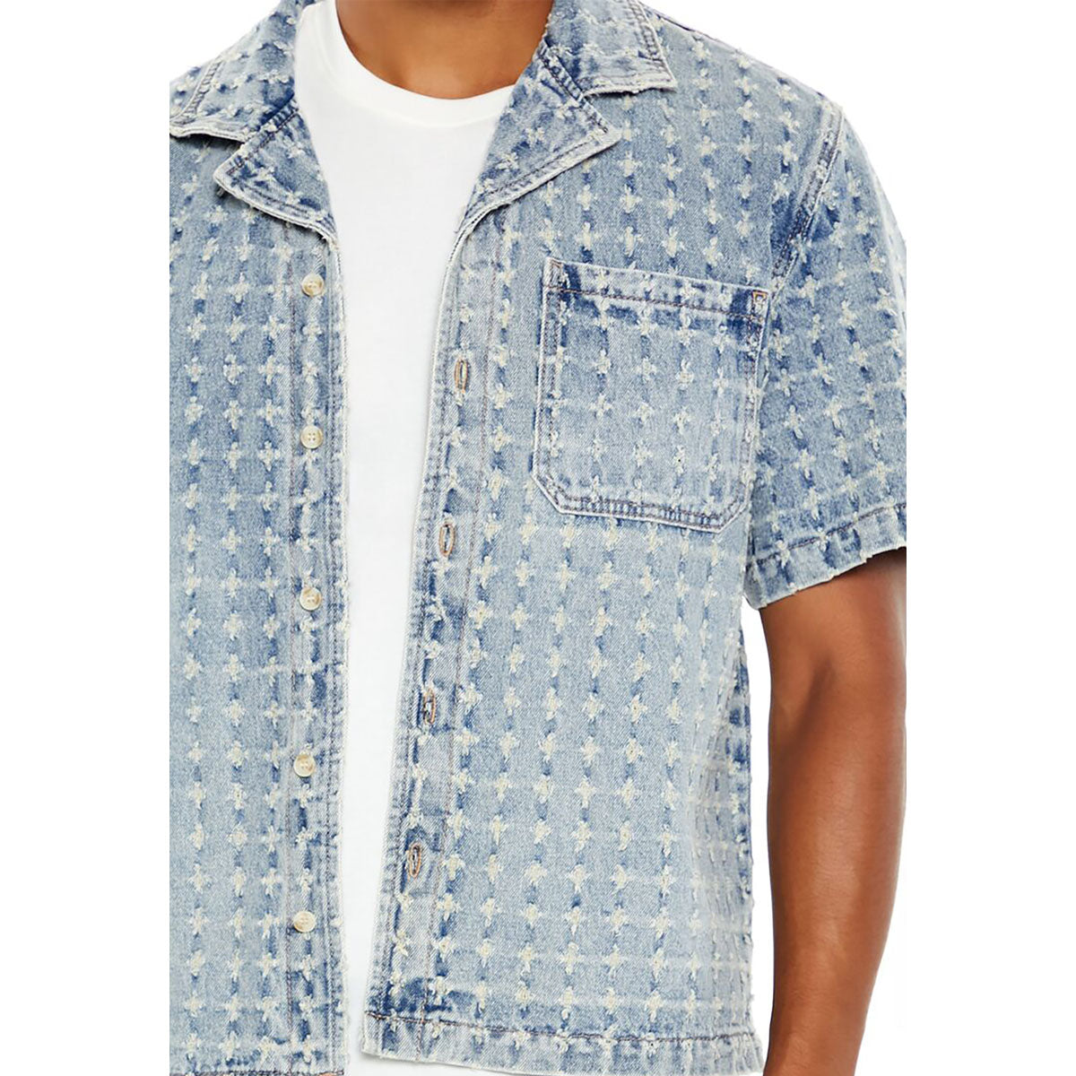 فور ايفر 21 - قميص مزخرف بياقة كوبيةللرجال - بيعت من قبل اف اي جي