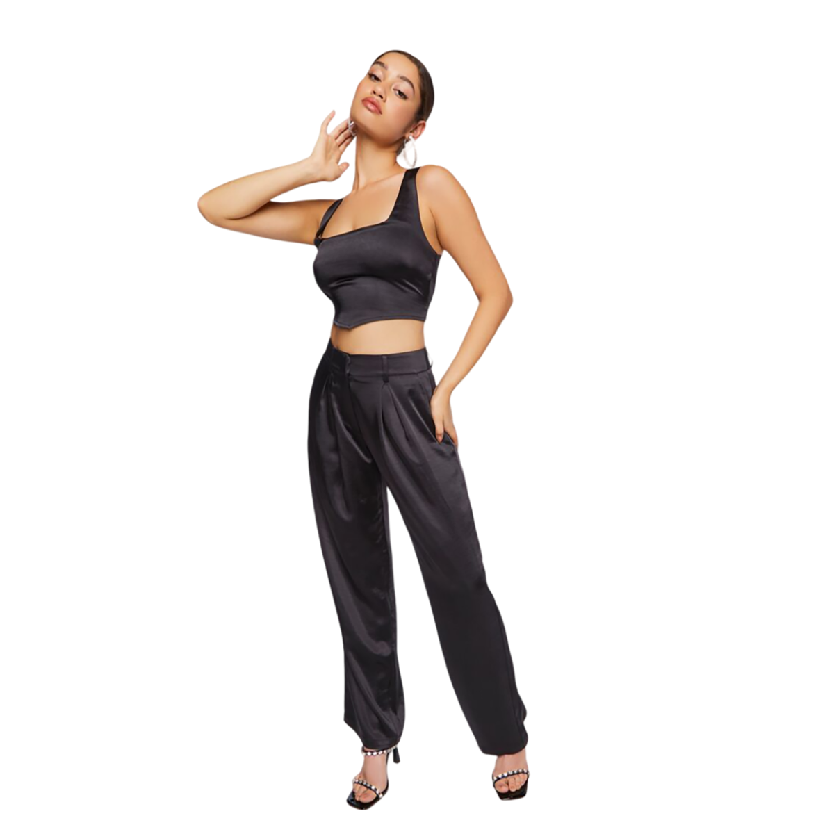 فوريفر 21 - بلوزة قصيرة ستان على شكل حرف V - بيعت من قبل اف اي جي