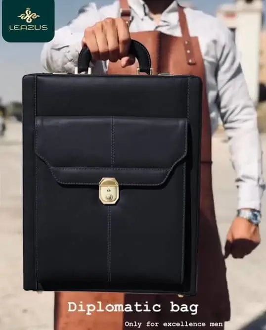 Leazus - Leather classic Black - Bag men