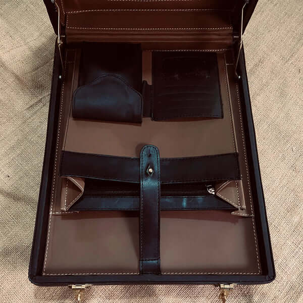 Leazus - Leather classic Black - Bag men