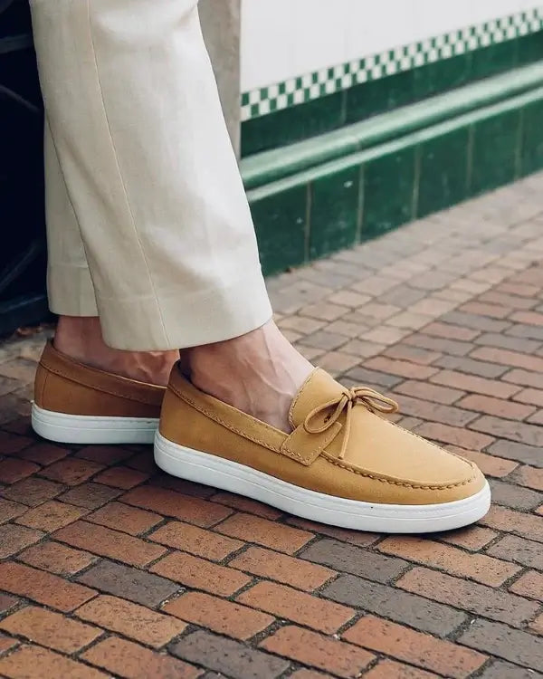 Leazus Twist Loafer - Beige