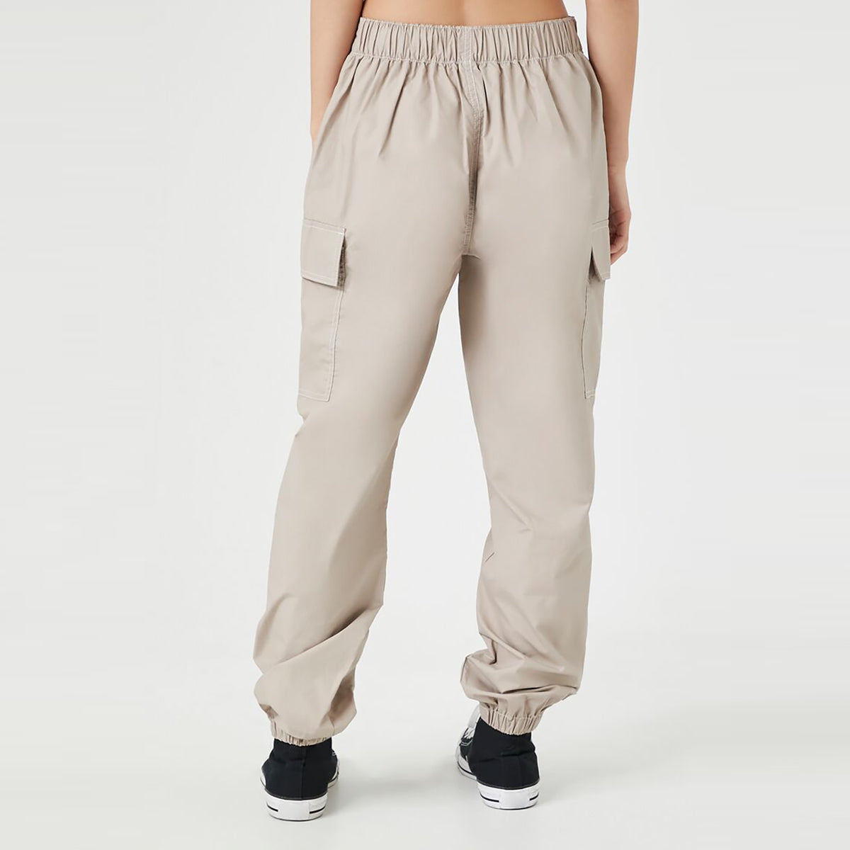 فوريفر 21 - بنطلون كارجو مريح للنساء - بيعت من قبل اف اي جي