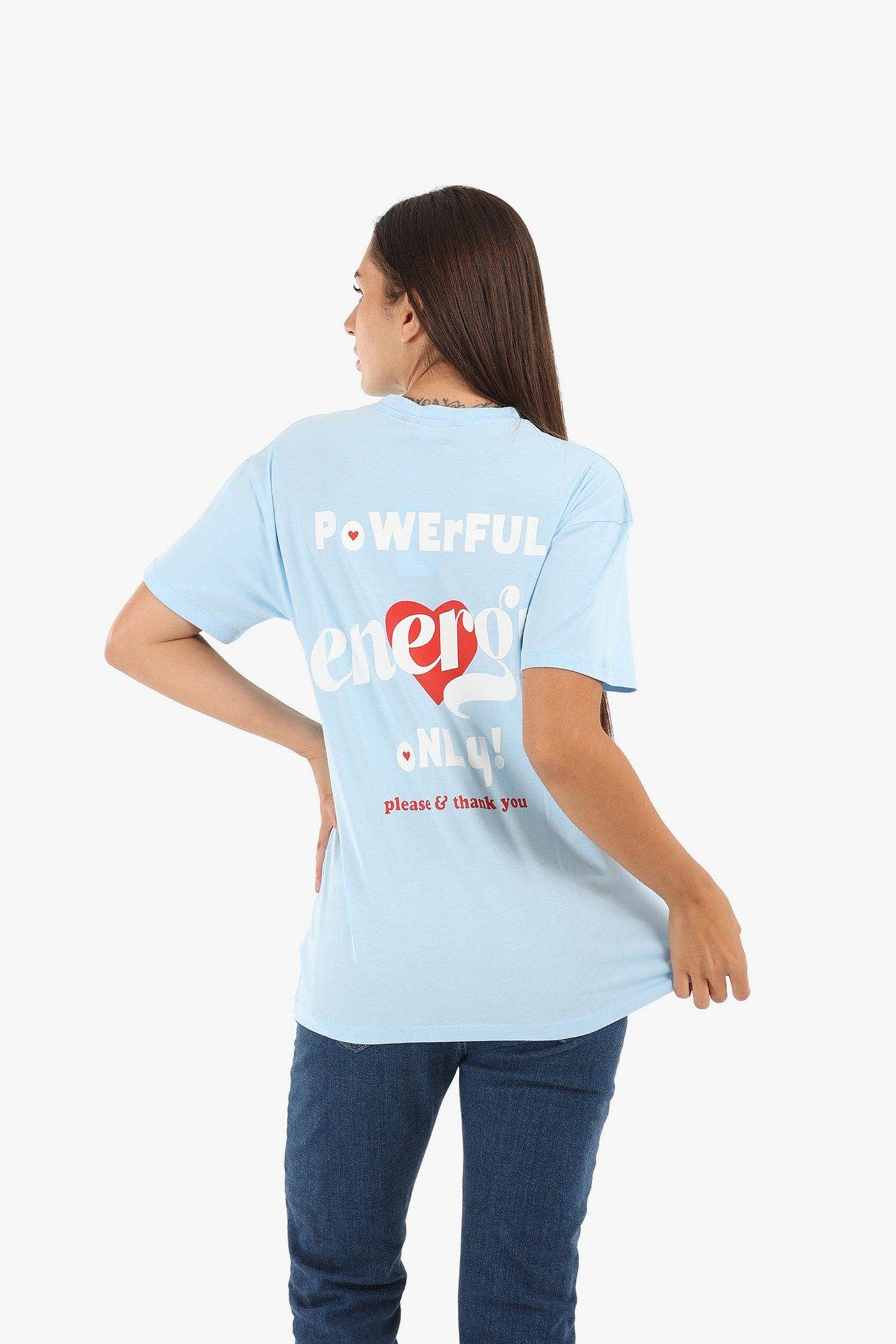 كارينا - تي شيرت بطبعة خلفية للنساء