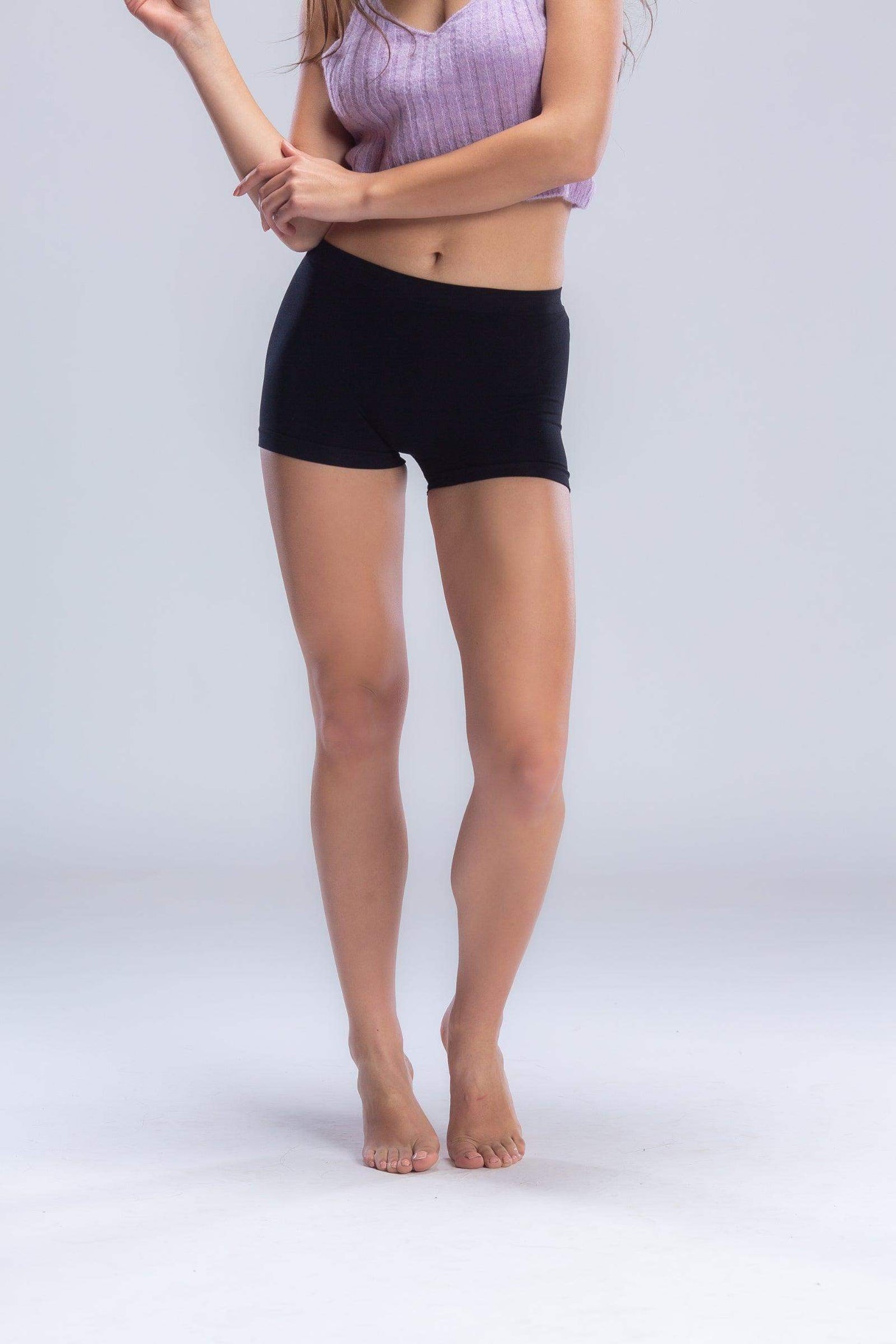 كارينا - شورت قصير من الألياف الدقيقة الأساسية