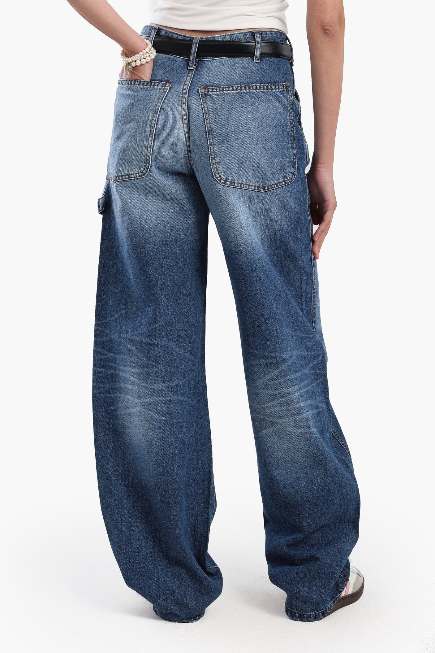 كارينا - بنطلون جينز مغسول بخصر مرتفع