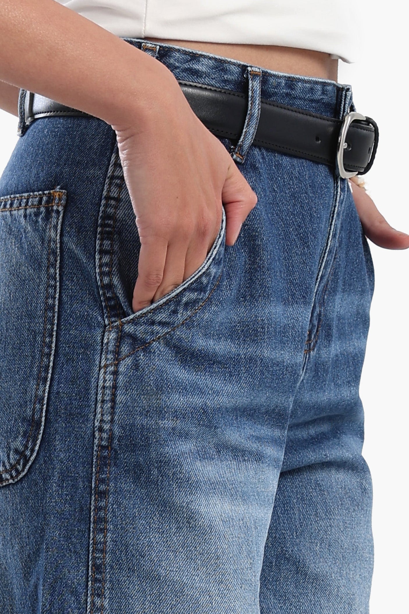 كارينا - بنطلون جينز مغسول بخصر مرتفع