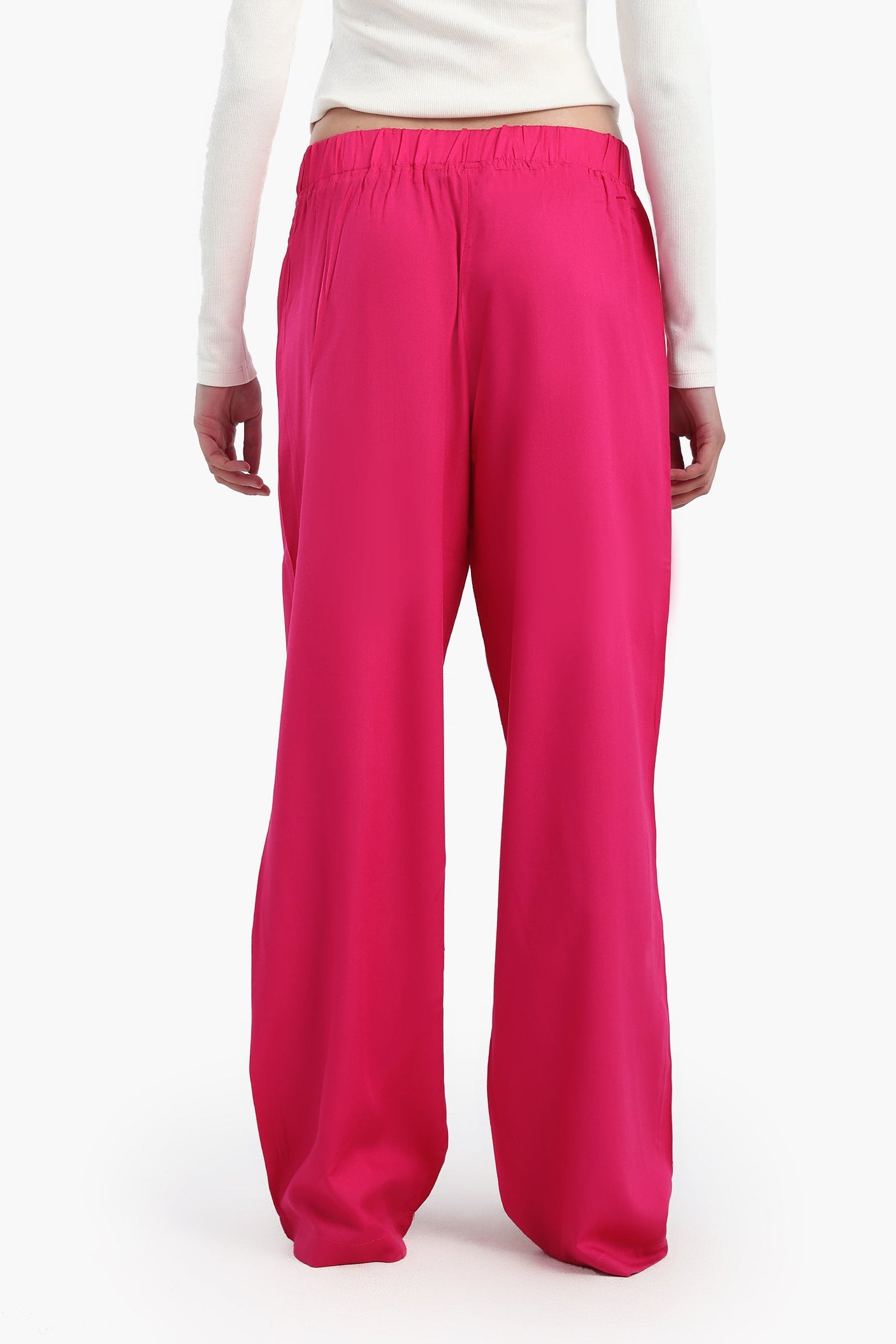 كارينا - بنطال مريح بقصّة مستقيمة