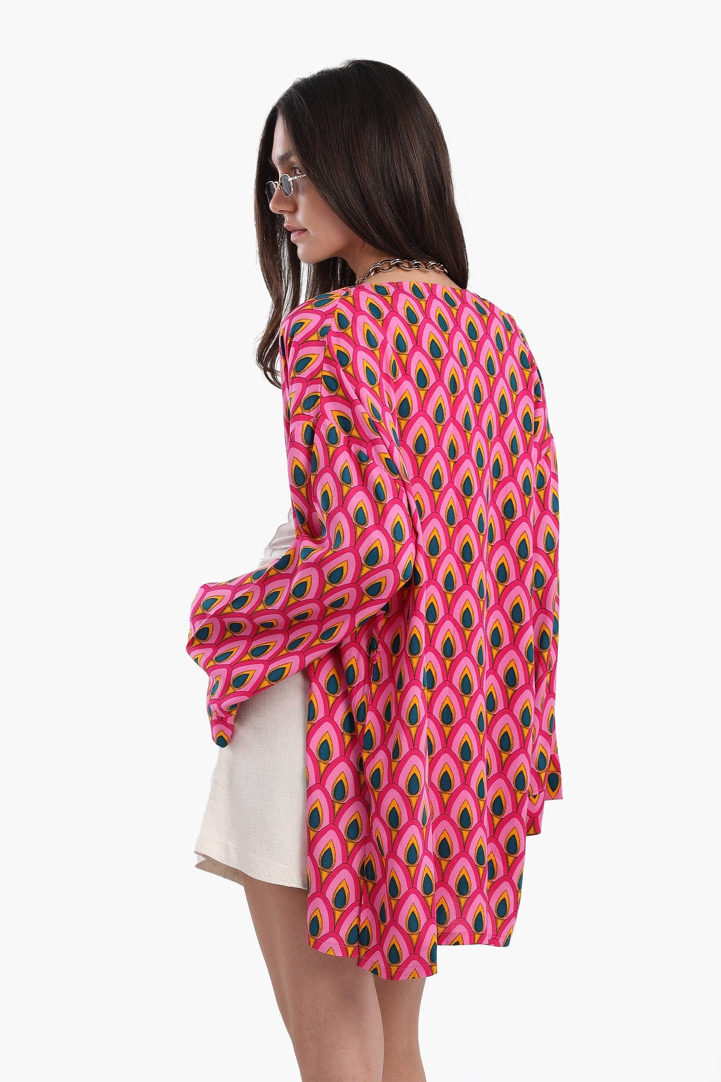 كارينا - كيمونو بنمط الطاووس