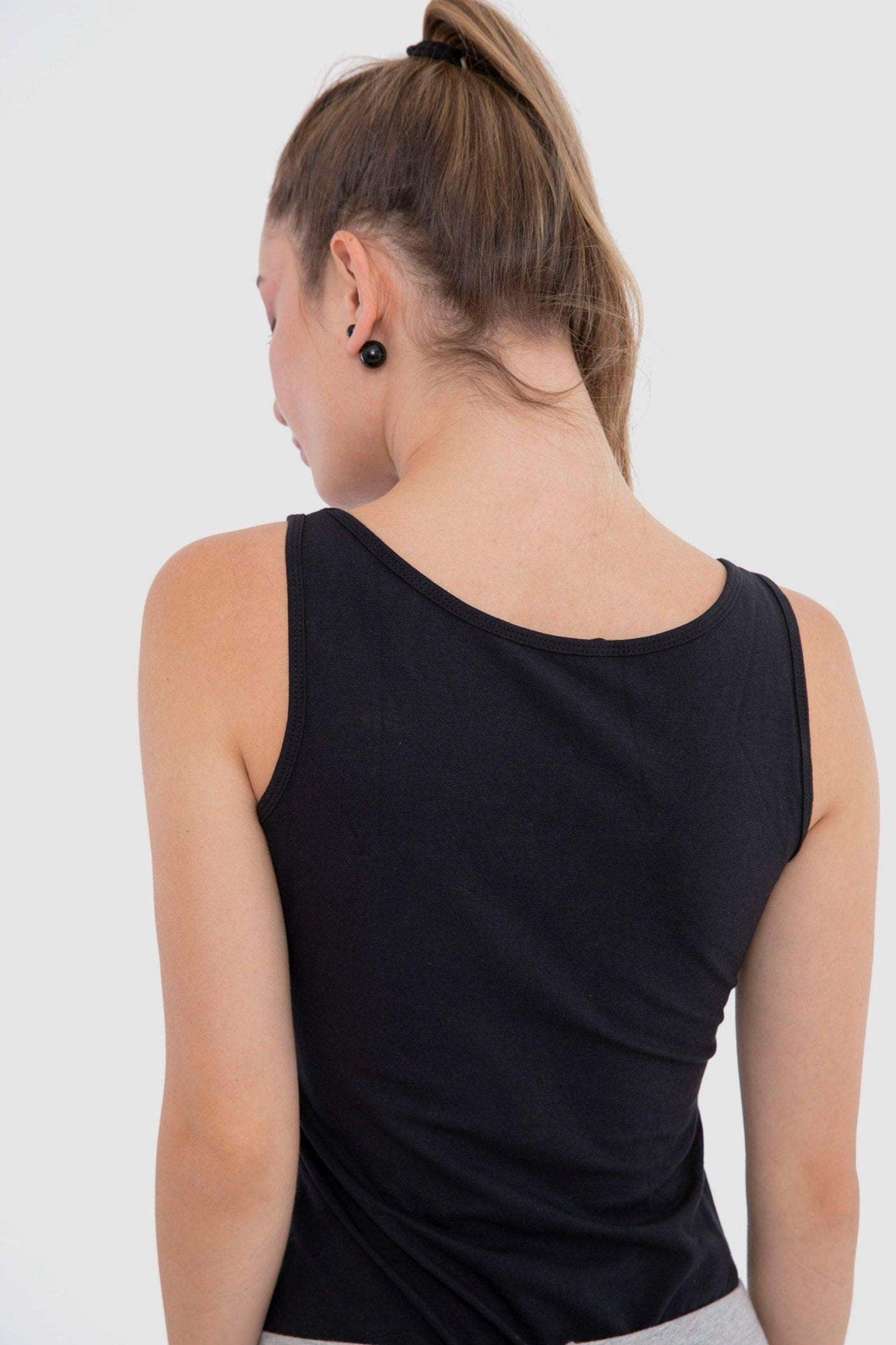 كارينا - تانك توب بلا أكمام للنساء