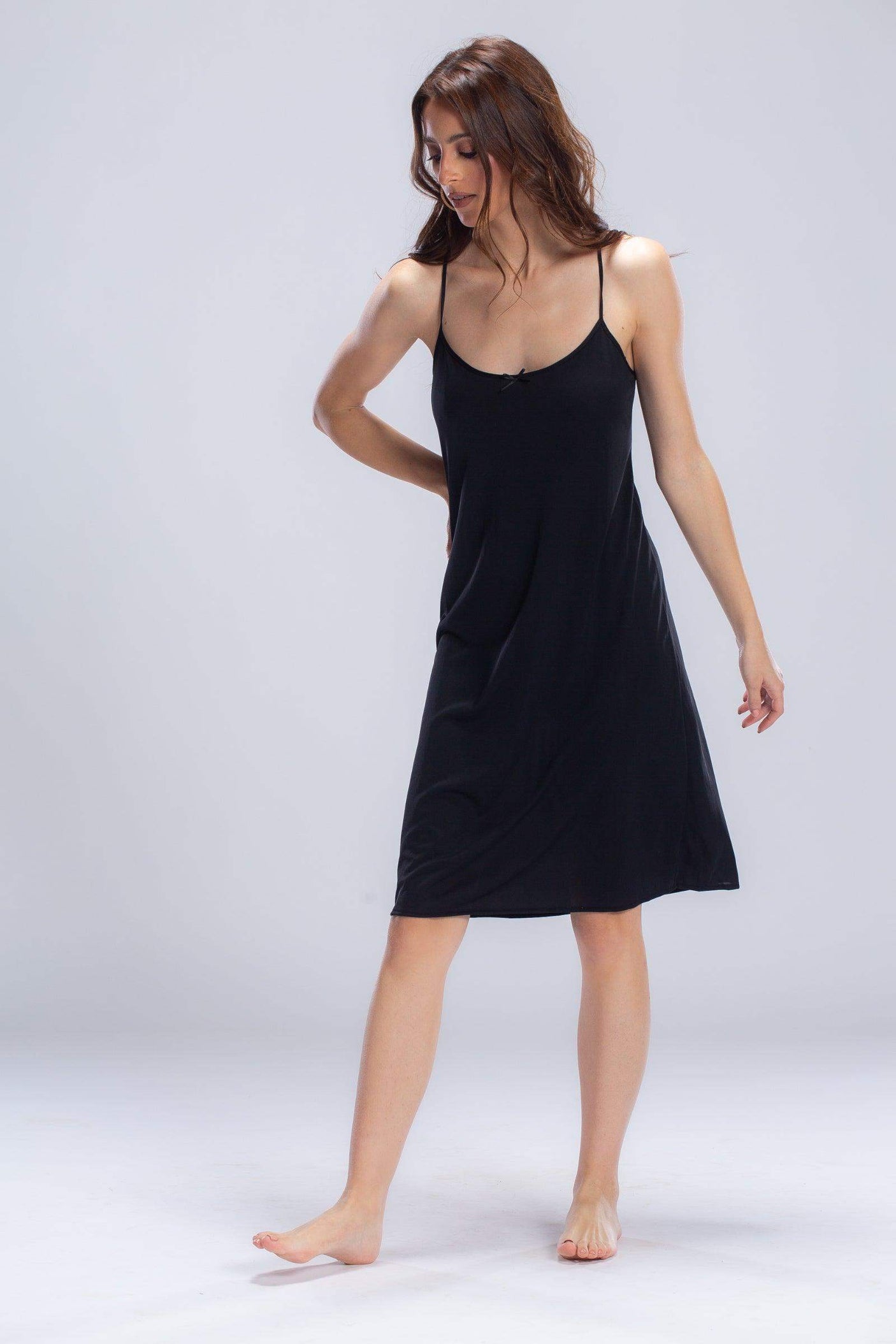 كارينا - كومبليزون بحمالات رفيعة