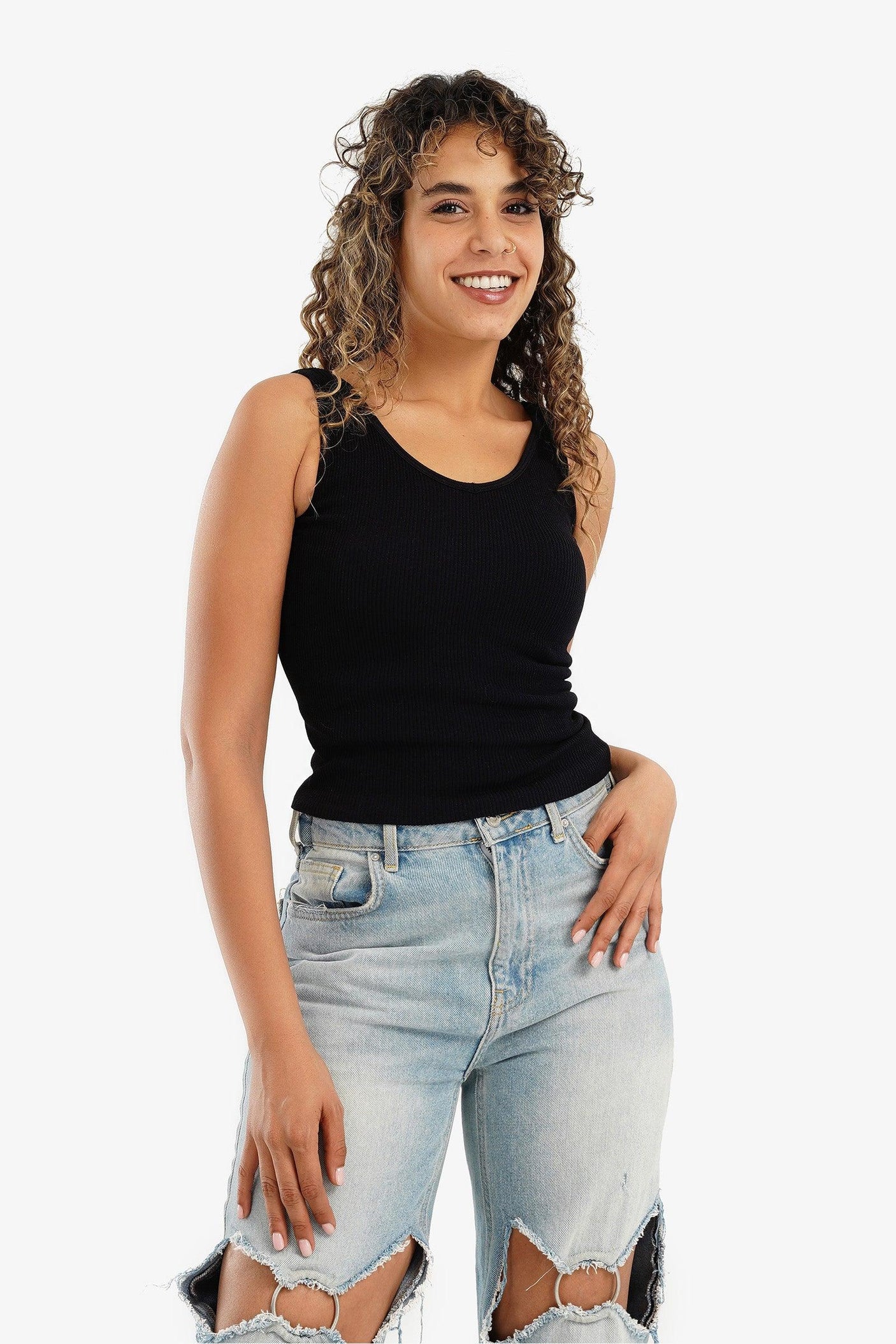 كارينا - توب مضلع بفتحة رقبة مربعة من الظهر