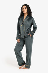 Carina - Double-Breasted Velvet Pyjama Set