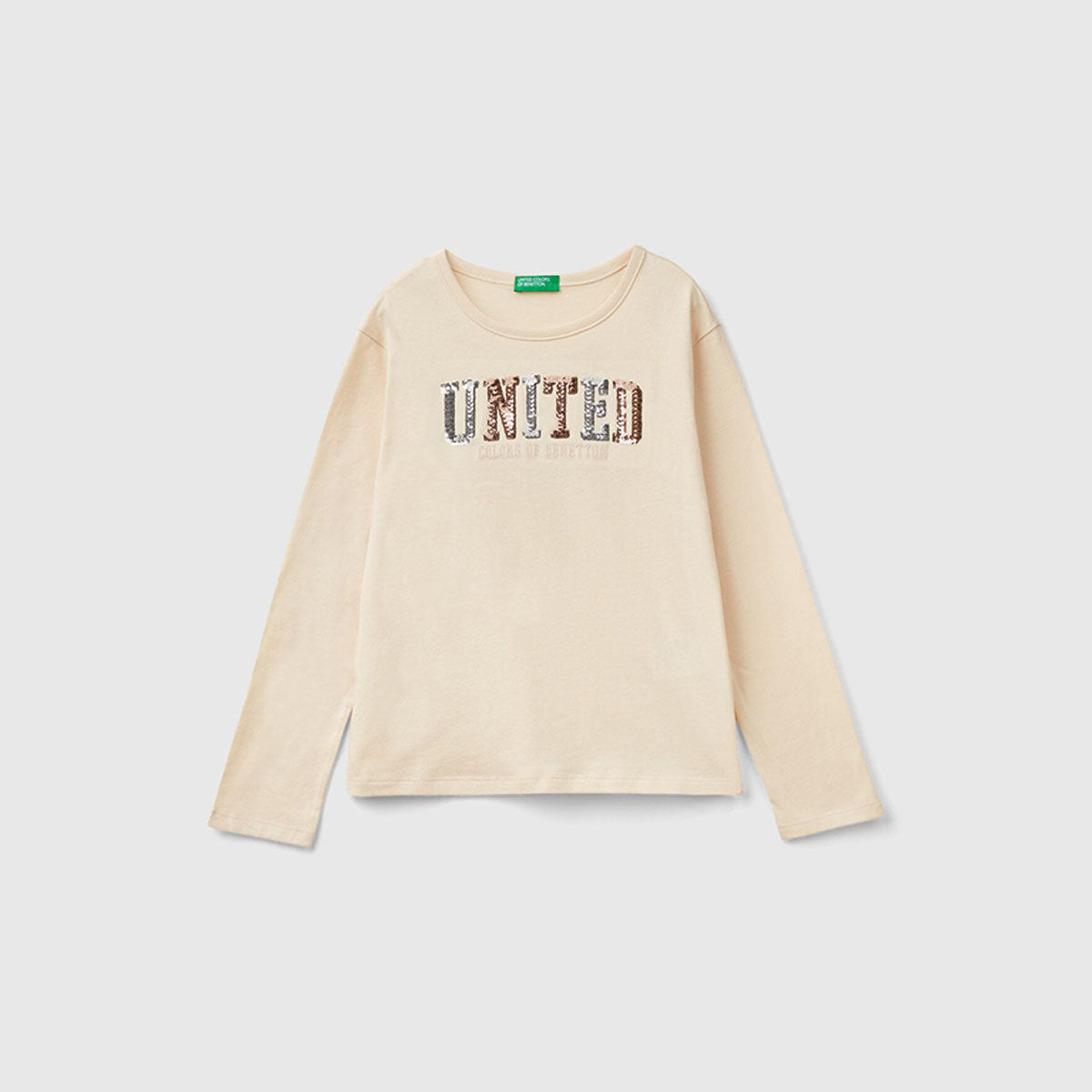 United Colors Of Benetton - T-shirt in warm organic cotton with sequins - Sold by FIG