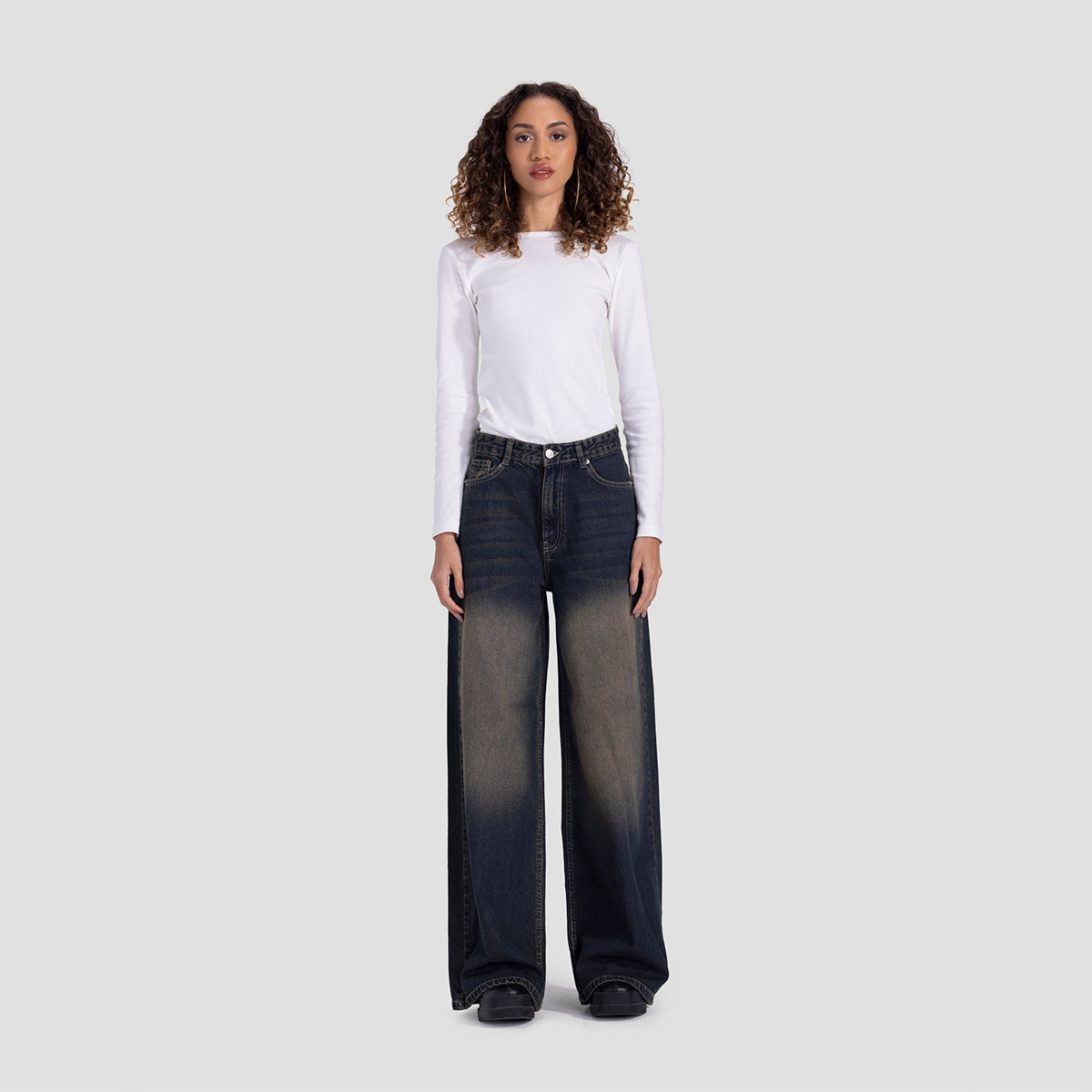 Basic wide-leg pants in dirty washed blue with brown shades