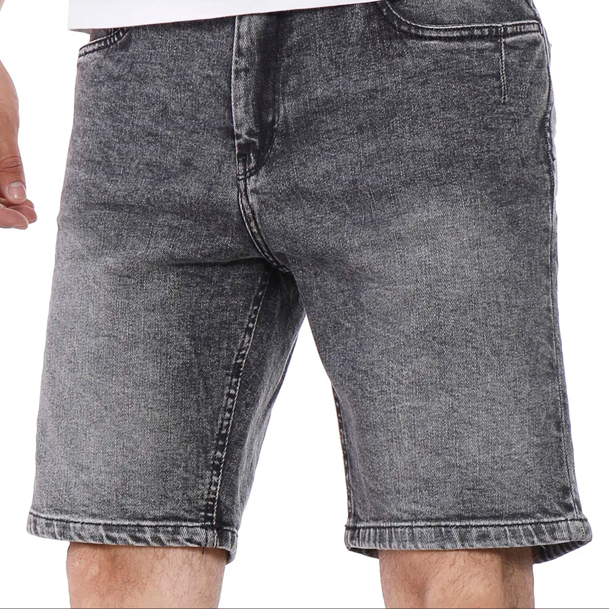 Coup – Slim Fit Denim Shorts