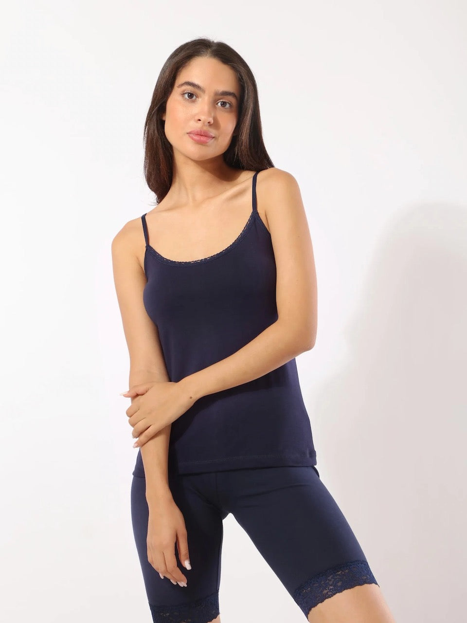 Eve Chantelle Thin Lage Edge Tank Top
