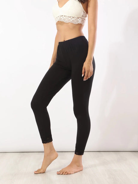 Eve Chantelle Chantelle'S Lacy Leggings