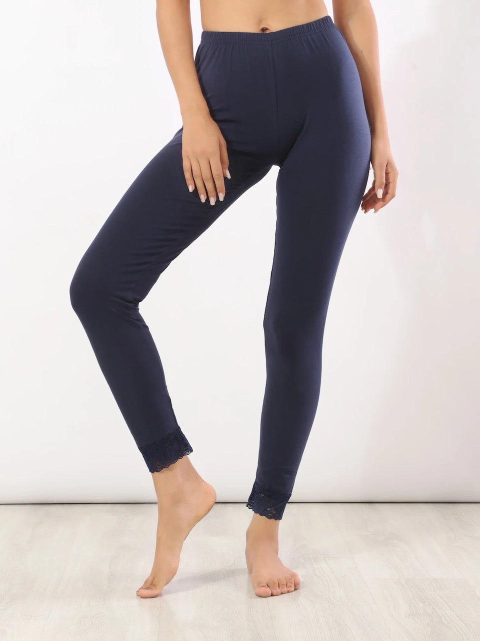 Eve Chantelle Chantelle'S Lacy Leggings