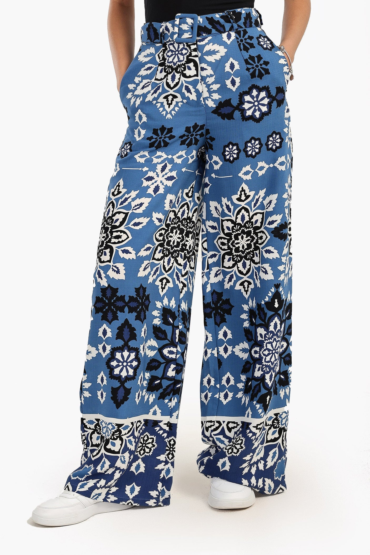 Carina - All Over Printed Pants with Belt