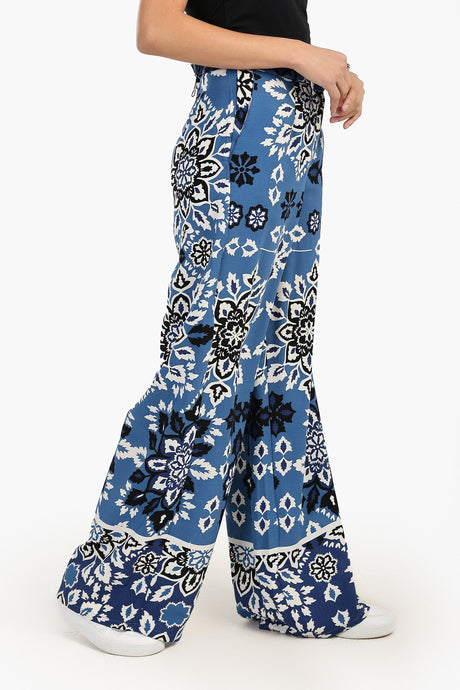 Carina - All Over Printed Pants with Belt
