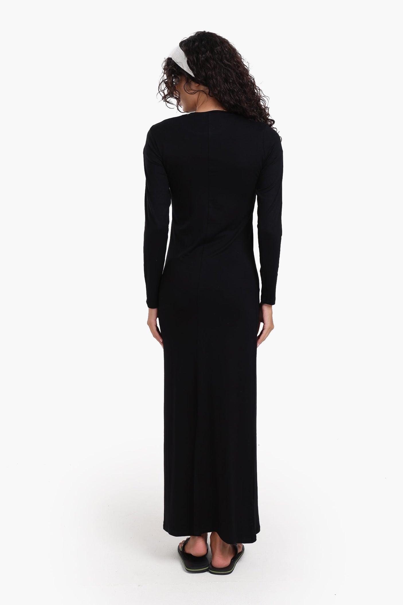 Carina - Slim Dress with Back Slit