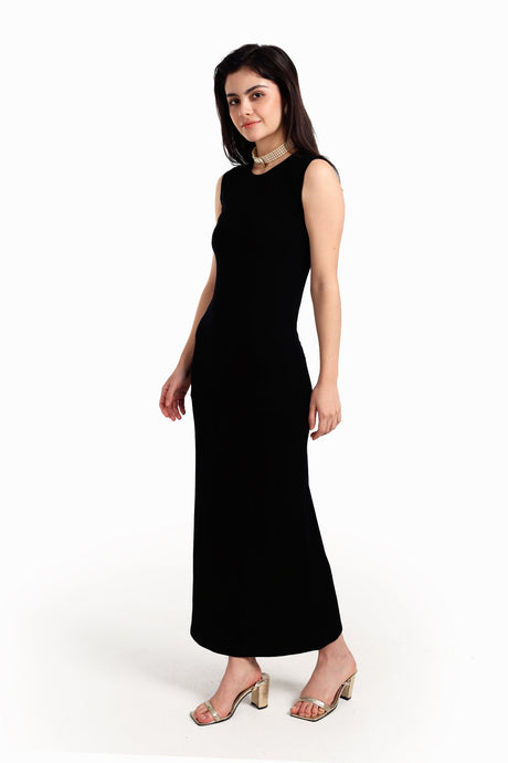 Carina - Sleeveless Dress with Back Slit