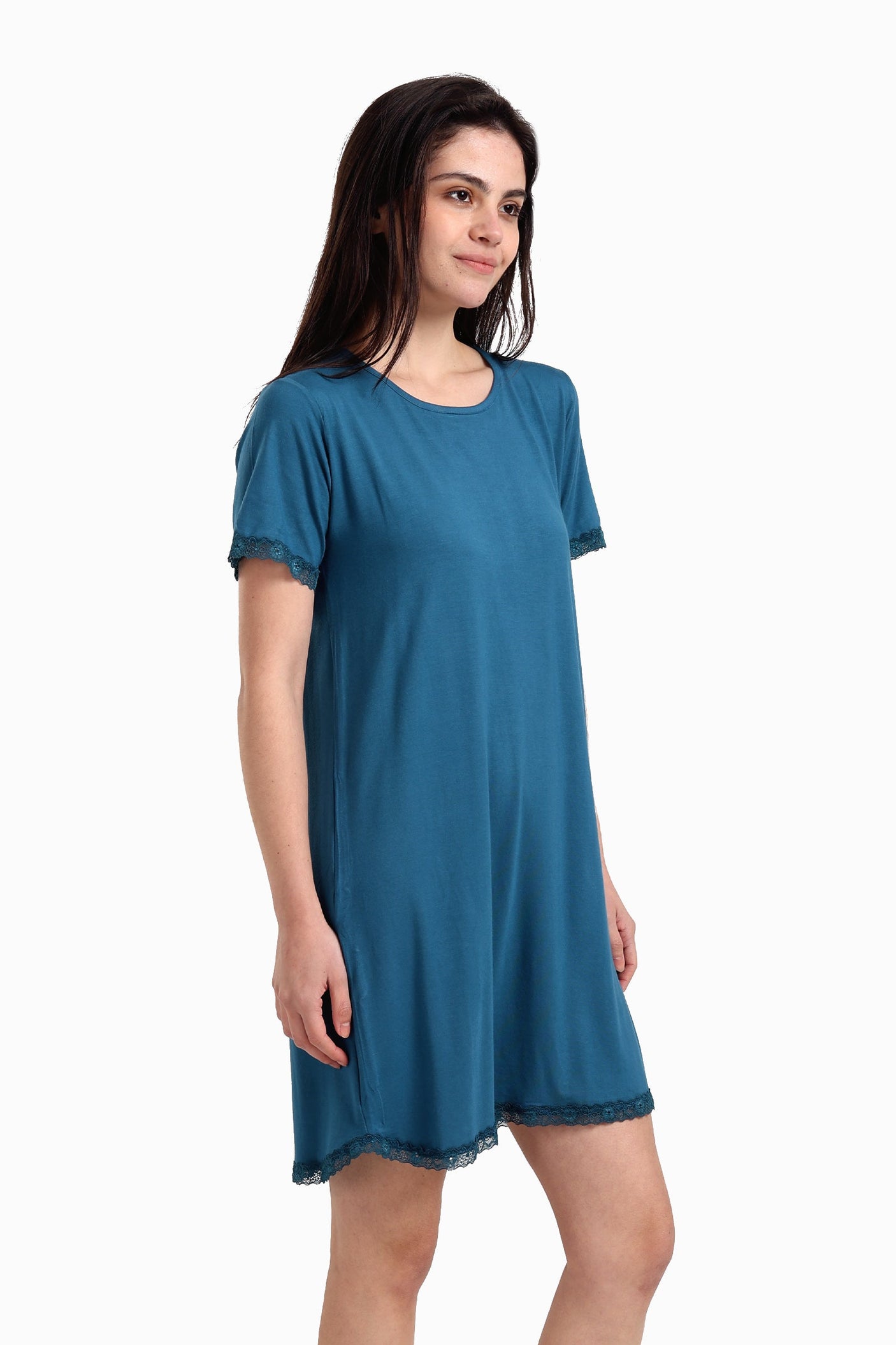 Carina - Lightweight Nightgown with Lace