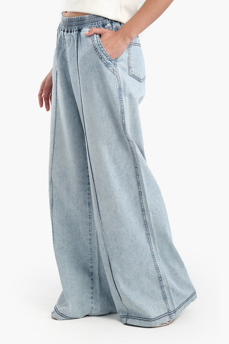 Carina - Relaxed-Fit Denim Pants