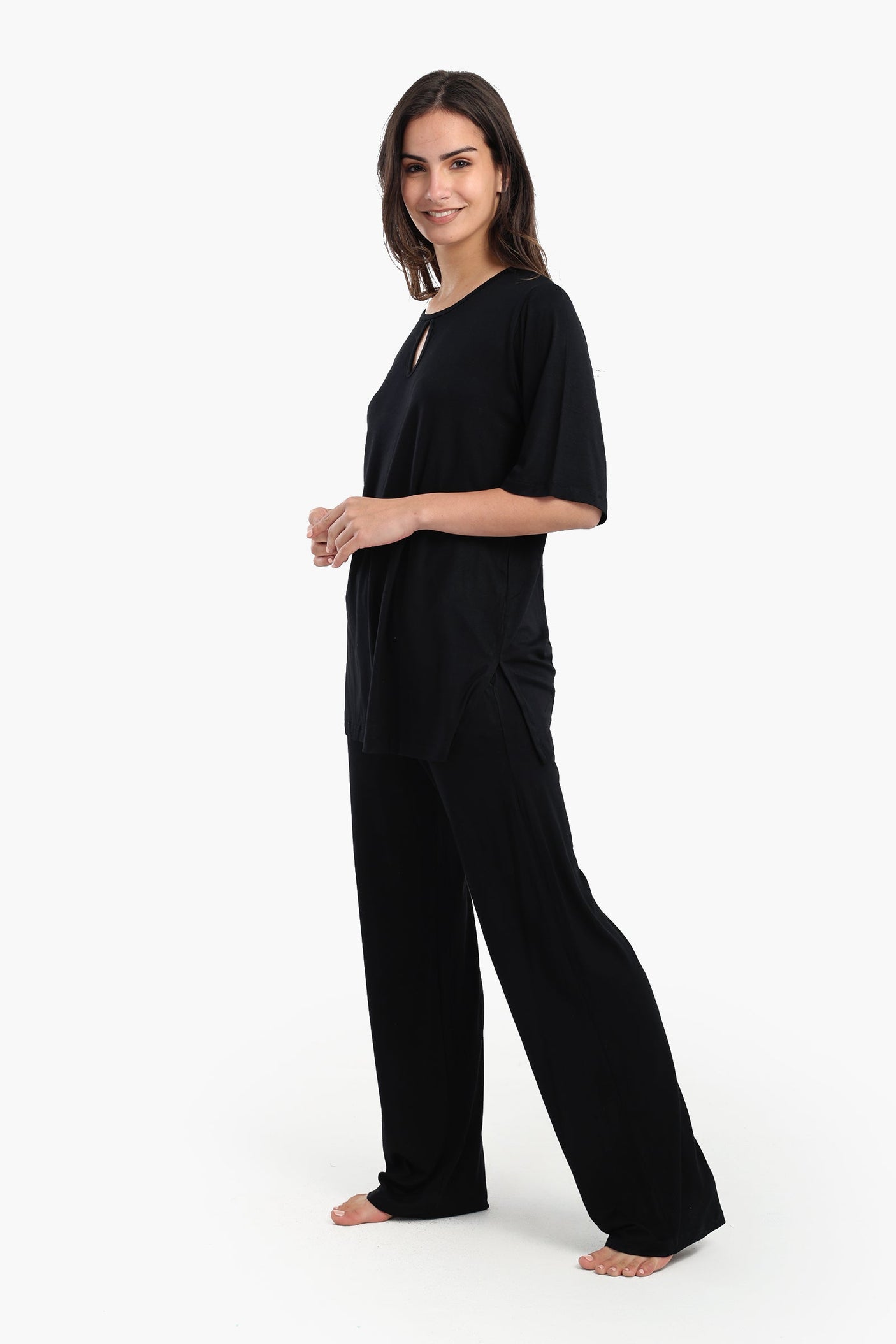 Carina - Pyjama Set with Keyhole Top