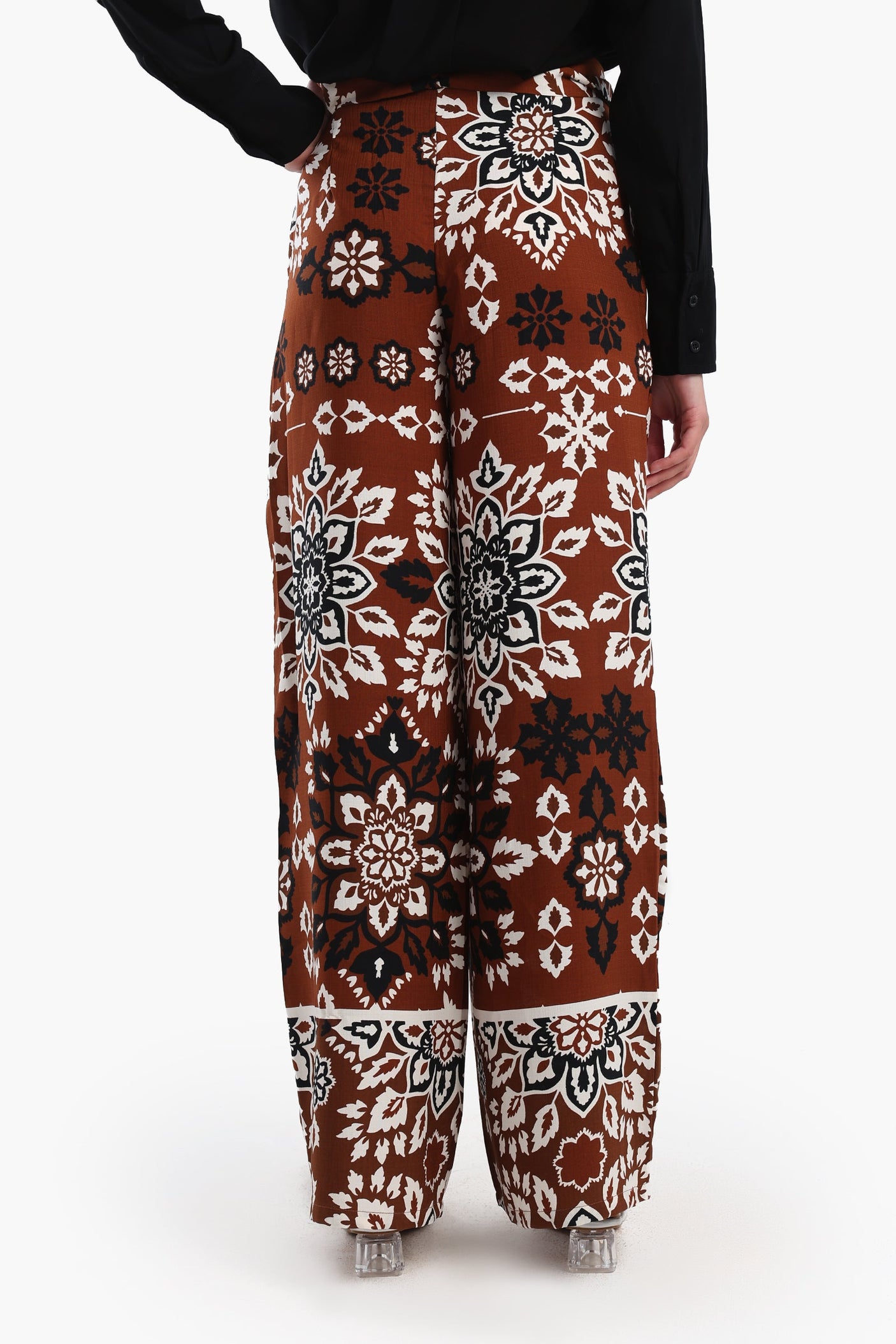 Carina - All Over Printed Pants with Belt