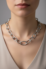 Women’s Necklace Bold Ring Design - Elegant