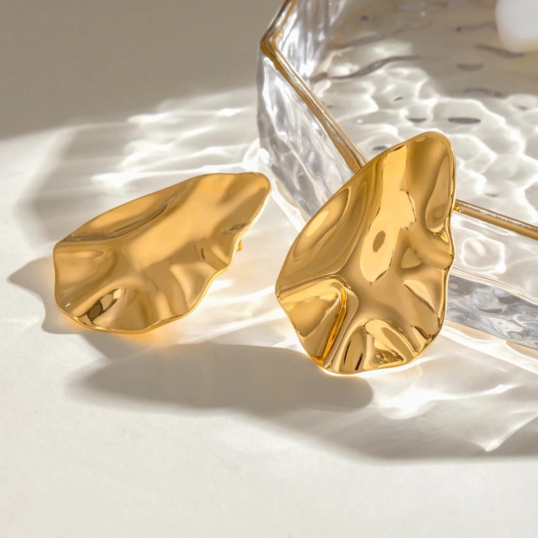 Gold Wavy Design Earrings
