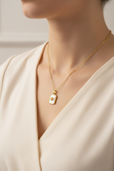 Women’s Necklace Rectangular Shell & Crystal Pendant