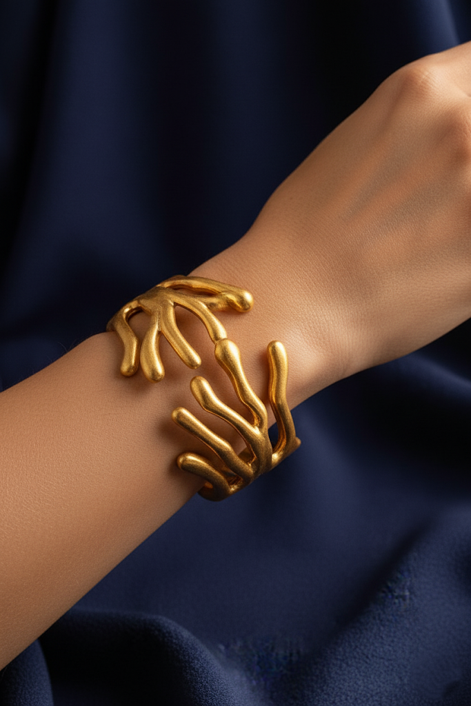Modern Gold-Plated Metal Bracelet