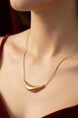Women’s Necklace Modern Streamlined Pendant - Elegant Touch