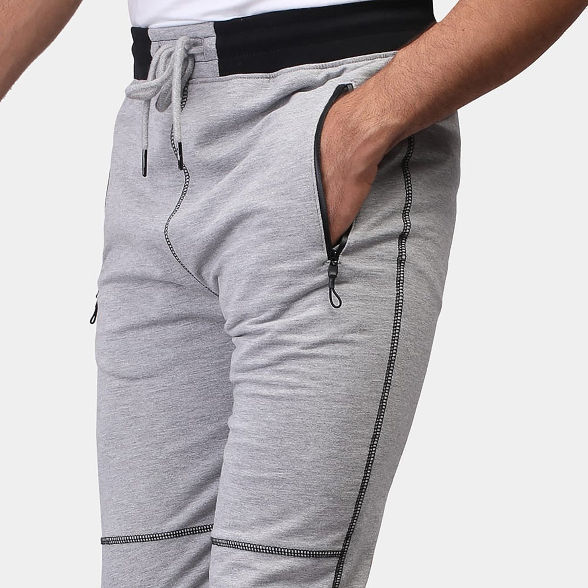 Coup – Solid Jog Pants with Pockets and Drawstring Closure