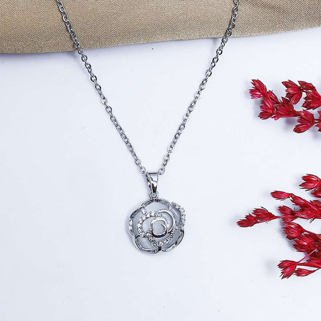 Fluffy - Face Of Rose Soft Necklaces Of Fluffy Women's Accessories-Gold