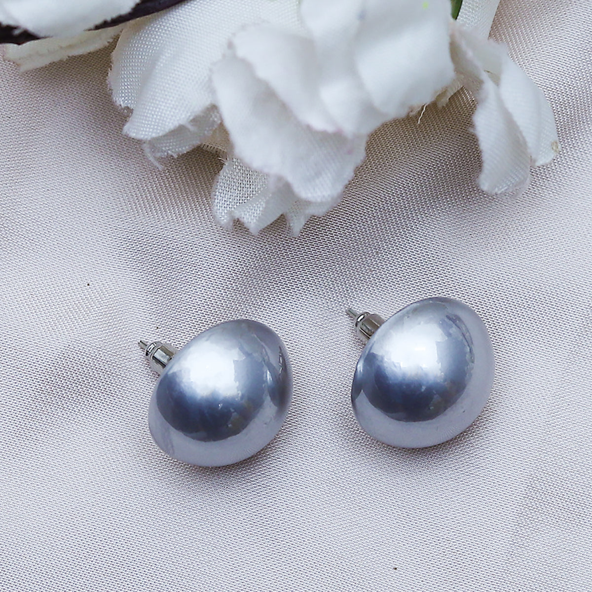 Fluffy -Earring Women's Accessories- Gray