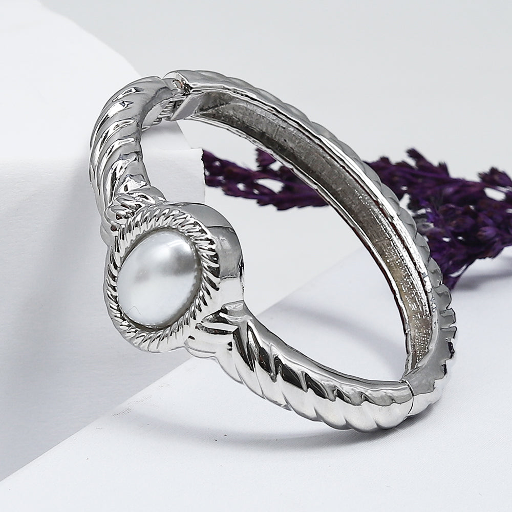 Fluffy - Bold Bracelet Women Accessories