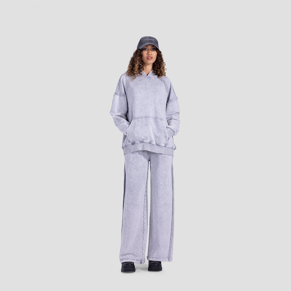 Washed light grey pants