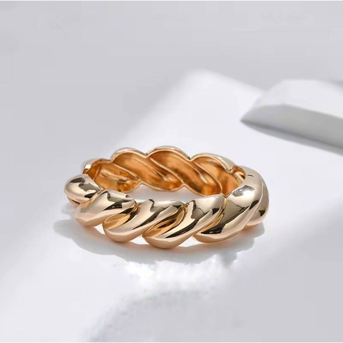 Fluffy - Trendy Braided Gold-Plated Bracelet - Elegant Jewelry