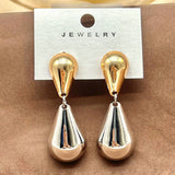 Fluffy - Add A Touch Of Nighttime Magic With These Complex Lines-inspired Gold Earrings