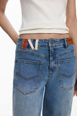 Desigual - Boyfriend jeans with inverted pockets