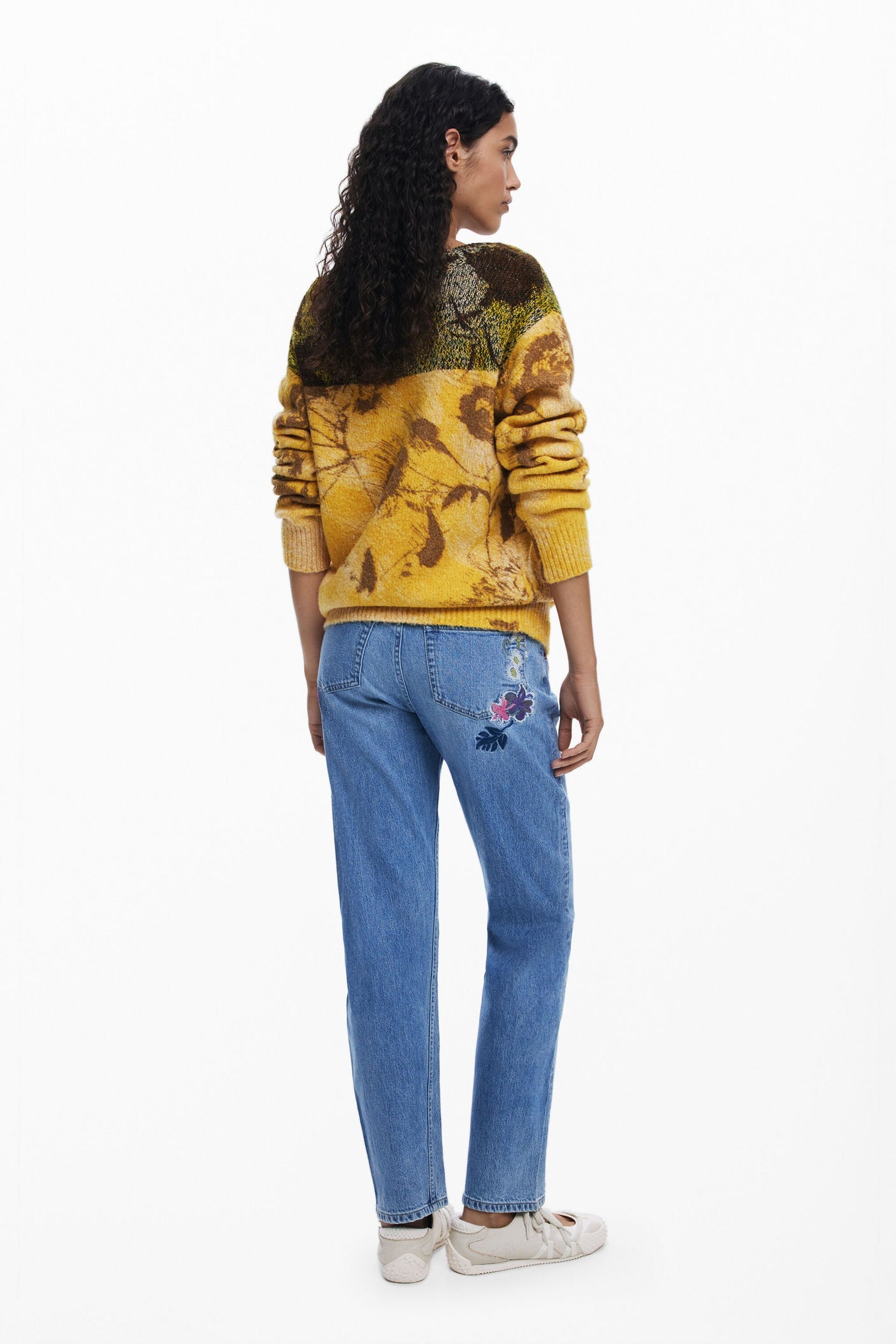 Desigual - Embroidered flower jeans