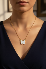 Women’s Necklace Shell Butterfly Pendant - Elegant