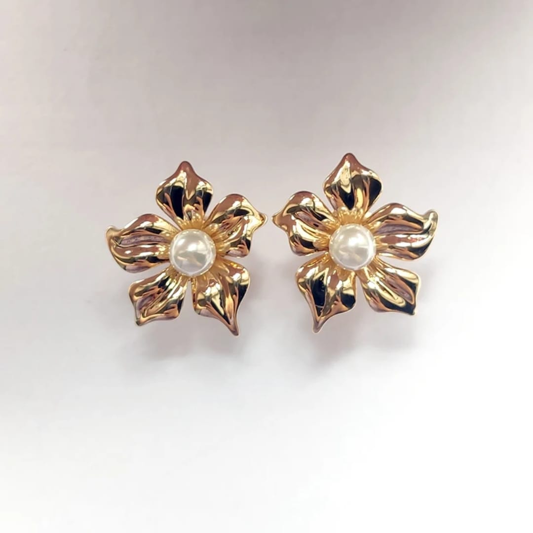 Gold Embossed Round Earrings
