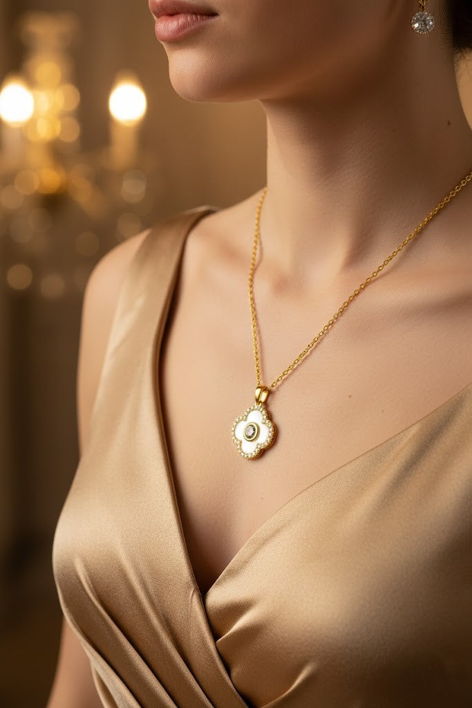 Women’s Necklace Clover Pendant Crystal White Enamel