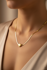 Women’s Necklace Elegant Snake Design with Small Heart Pendant