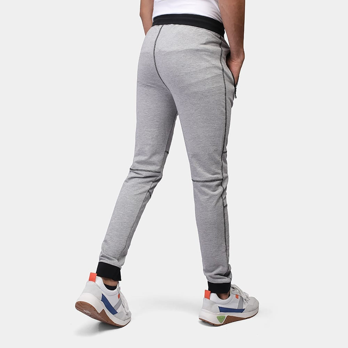 Coup – Solid Jog Pants with Pockets and Drawstring Closure
