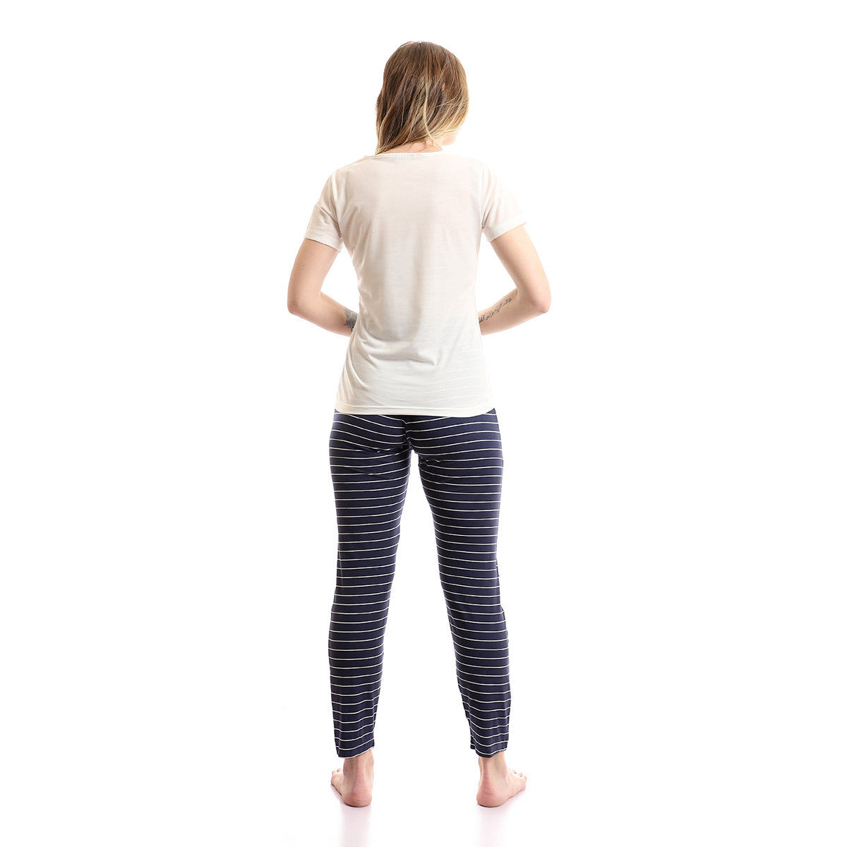 Red circle -  - Women's half-sleeved pajamas with chest pocket and trousers